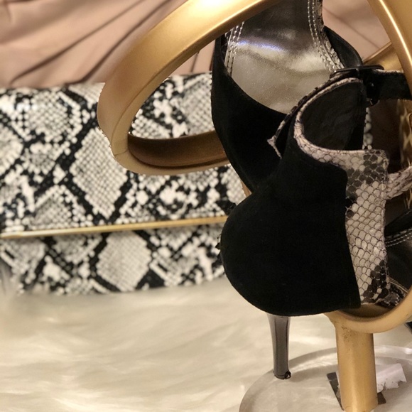 Python Fold-Over Clutch - Picture 7 of 8